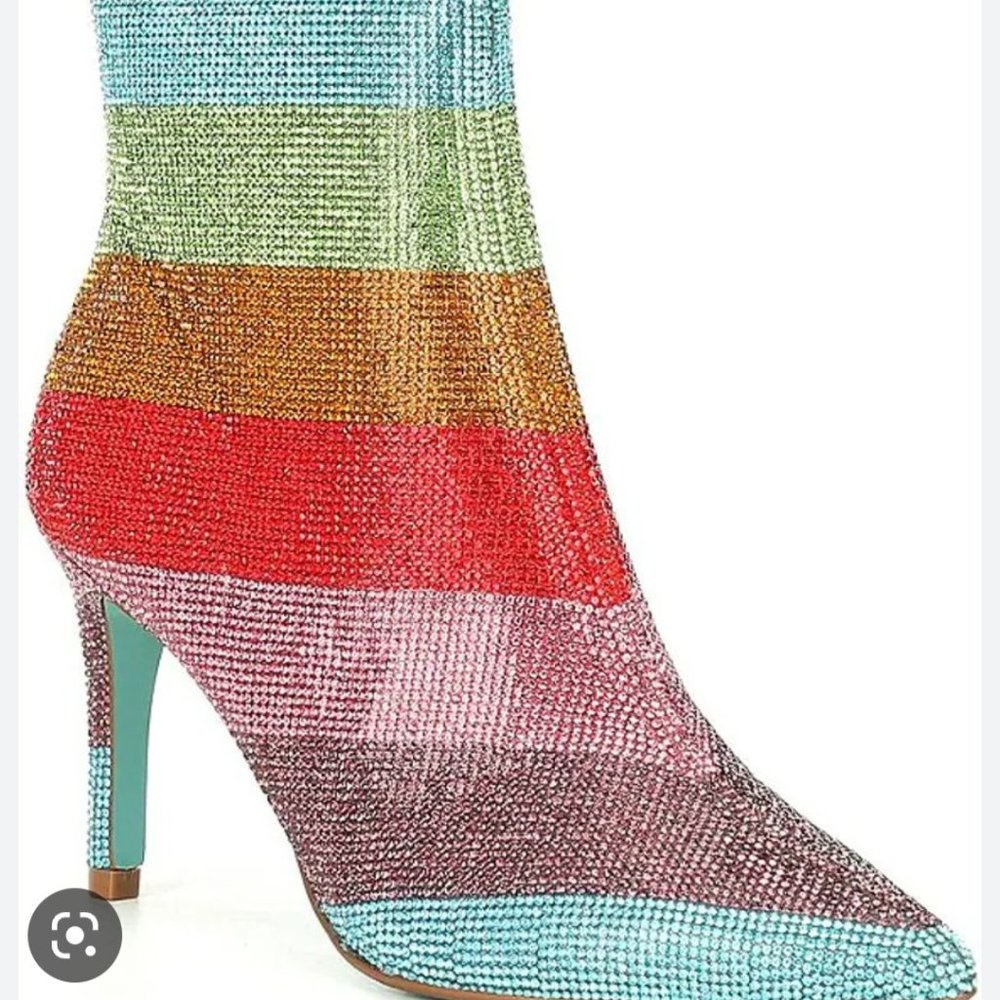 Betsey Johnson Emmy boot